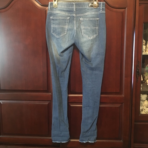 Fil Skinny Distressed Jeans - Size 9 - Picture 5 of 12